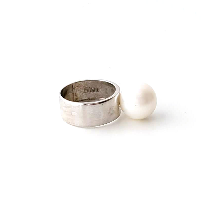 White South Sea Pearl Rings Ash Herrera Jewelry